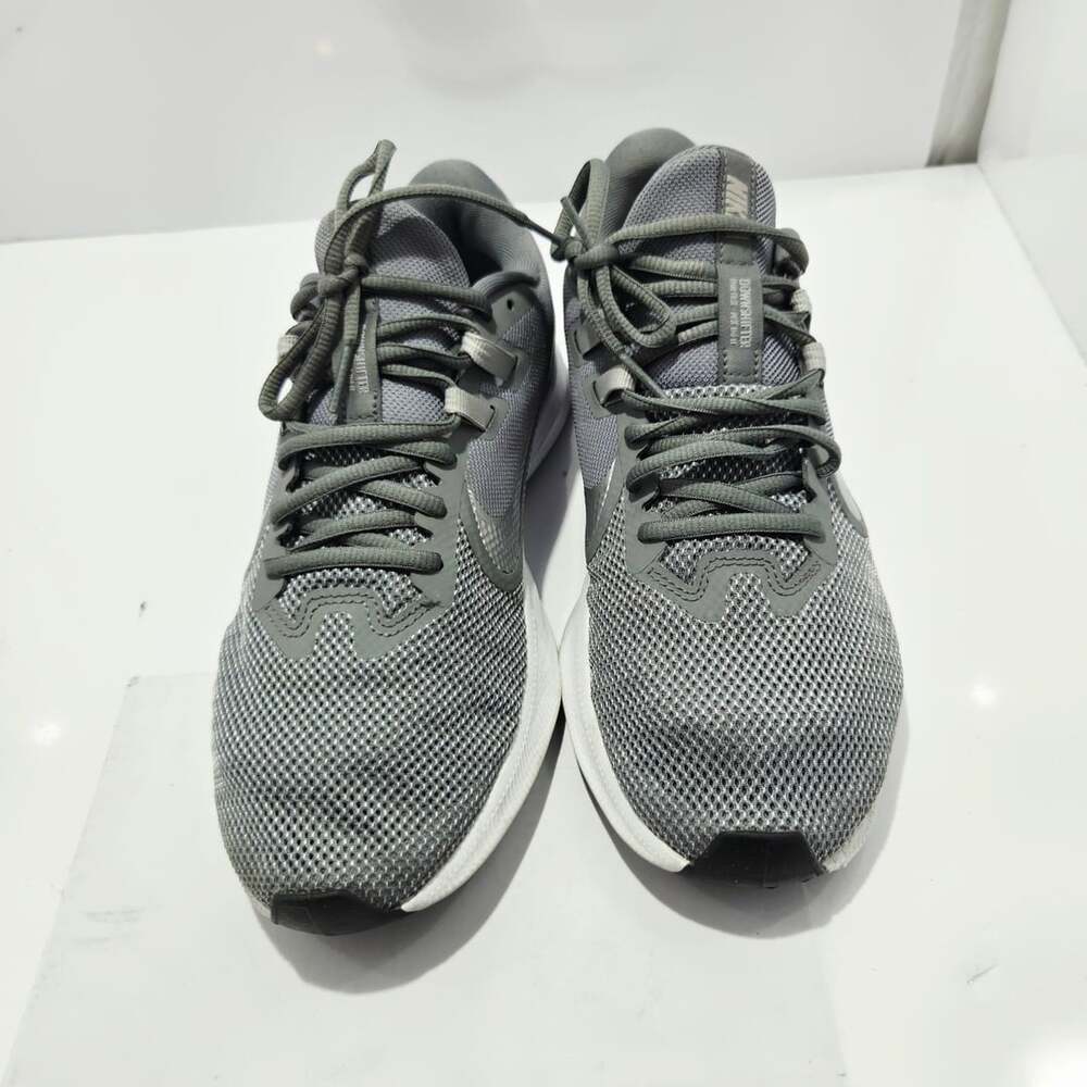 Nike Downshifter 9 Size 9 Gray Mesh Running Shoes